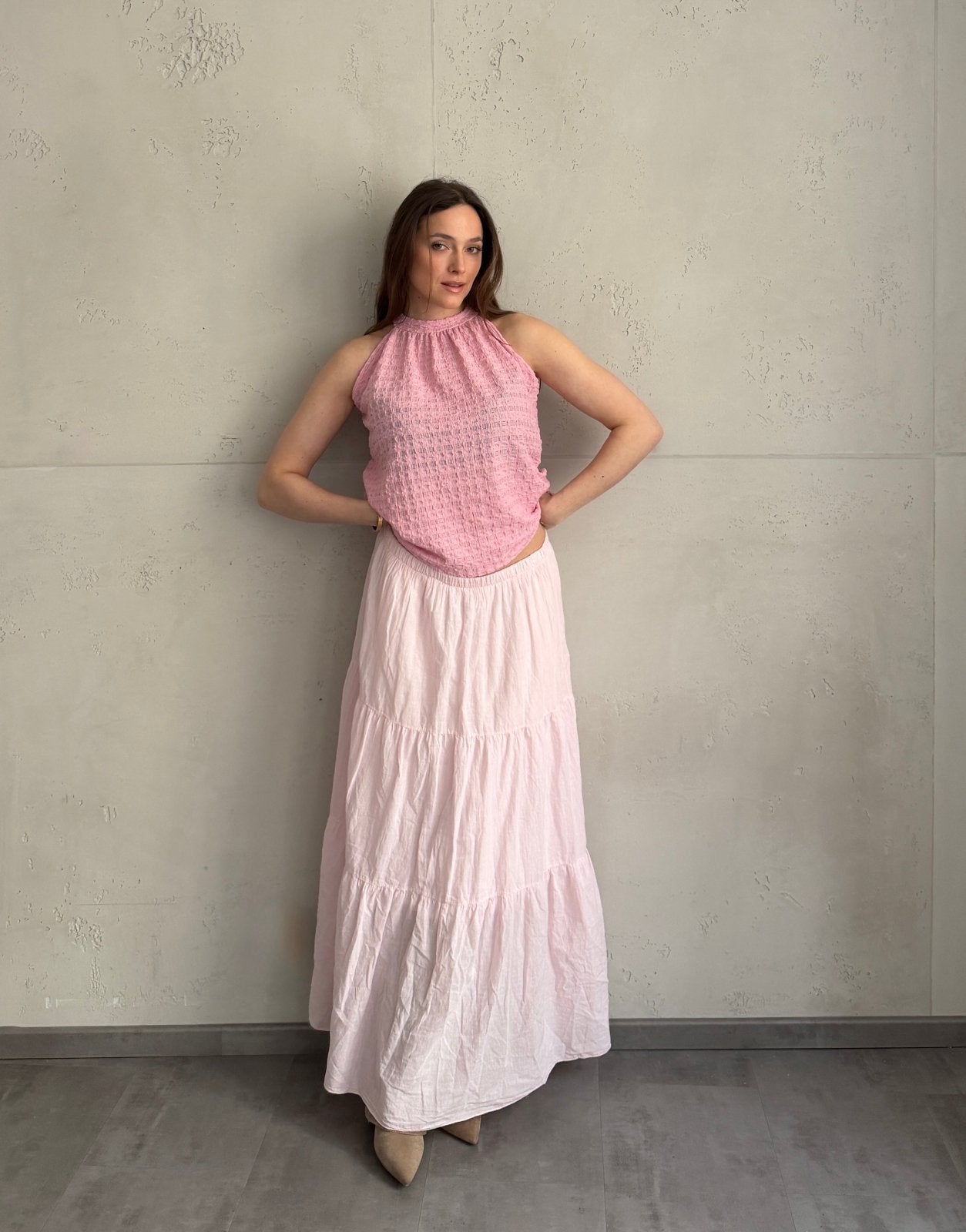 Falda maxi de algodón: mi prenda favorita para el verano con diseño escalonado