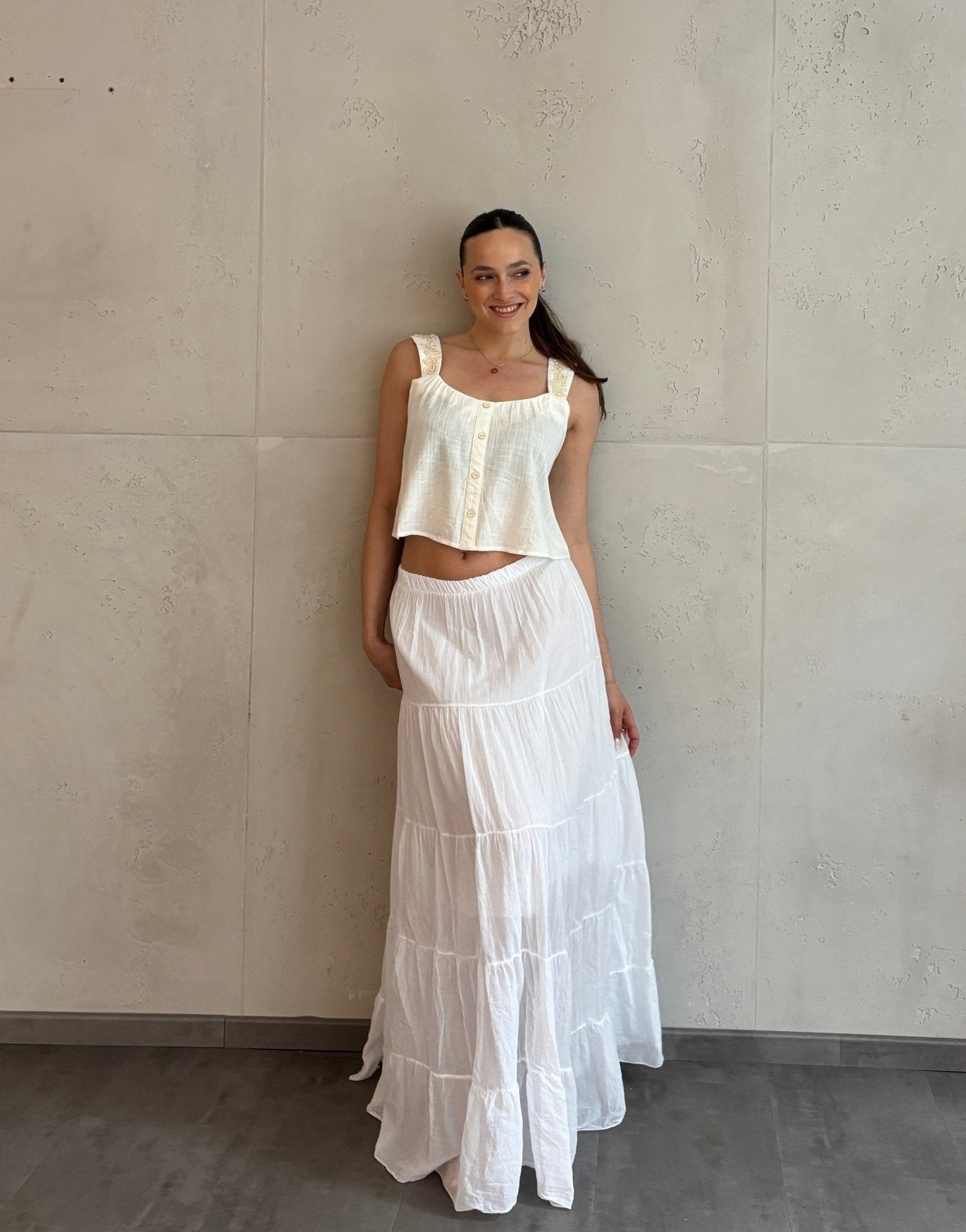 Falda maxi de algodón: mi prenda favorita para el verano con diseño escalonado