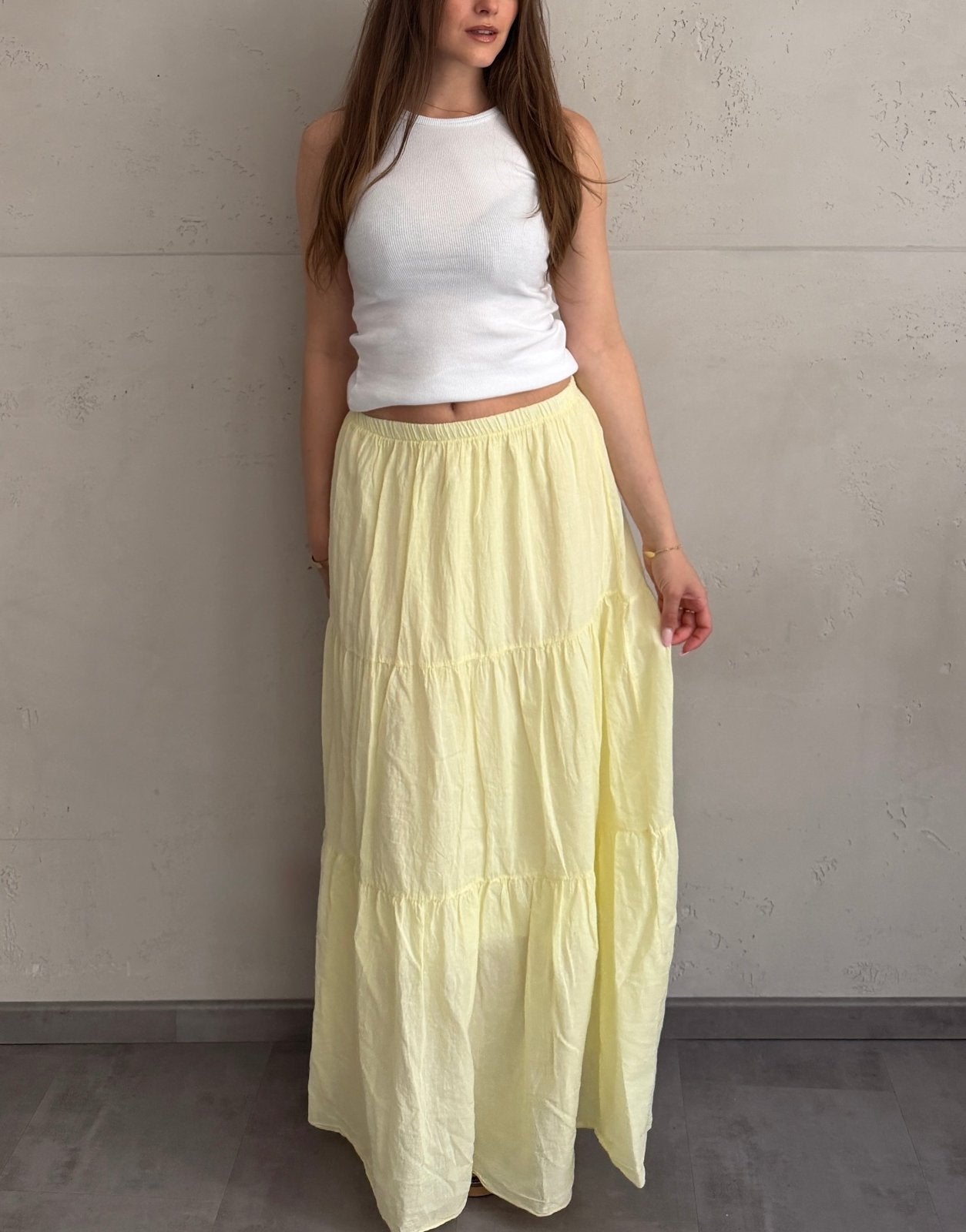 Falda maxi de algodón: mi prenda favorita para el verano con diseño escalonado